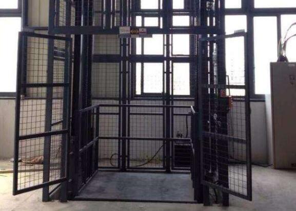 導軌式升降平臺與其他升降平臺有哪些不同之處？